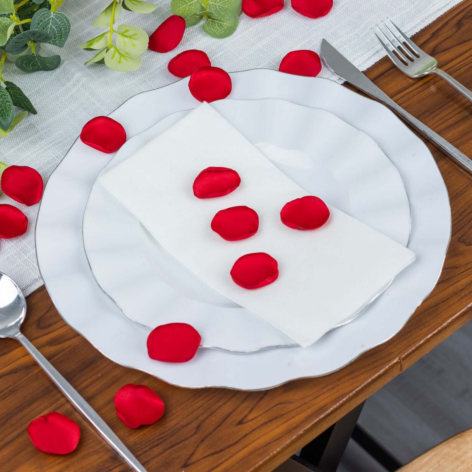 Hot! 400-Pack Red Matte Silk Round Rose Petal Confetti for Event Tables