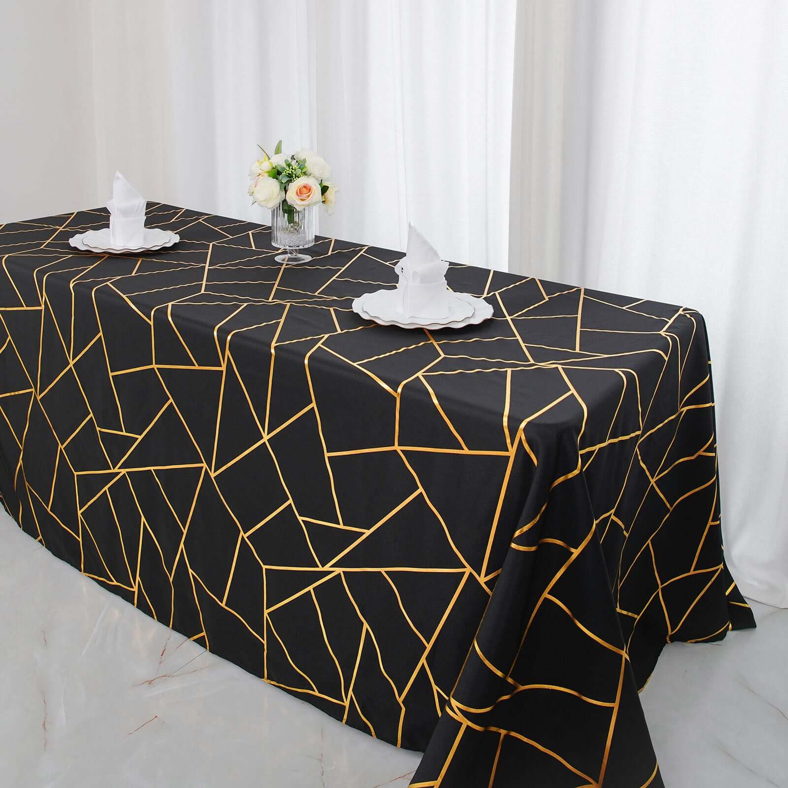 Hot Sale! Wrinkle-Resistant Polyester Black Seamless Tablecloth with Gold Foil Geometric Pattern, 90x132
