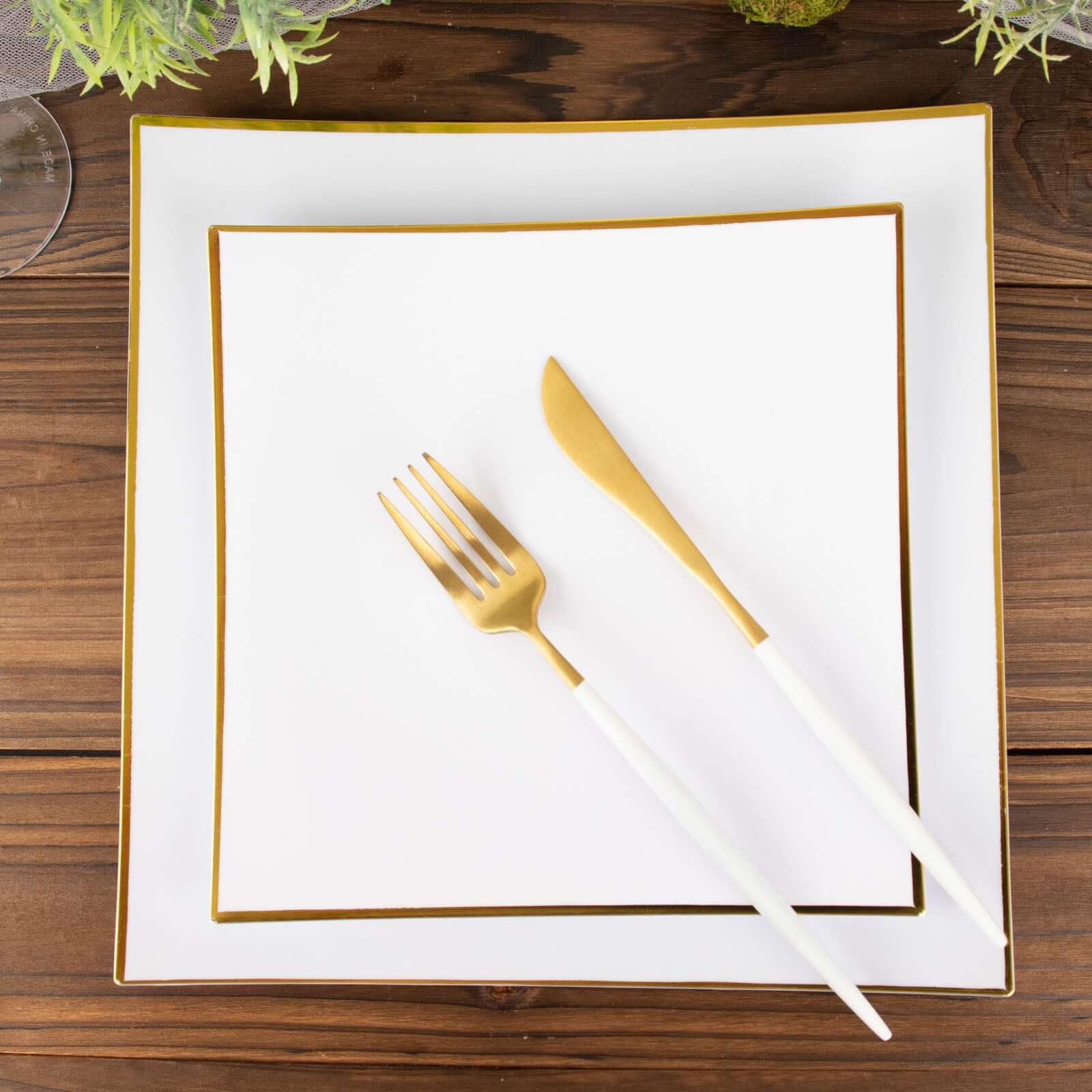 10-Piece White Concave Square Plastic Dinner Plates with Gold Rim - Disposable for Weddings & Special Events