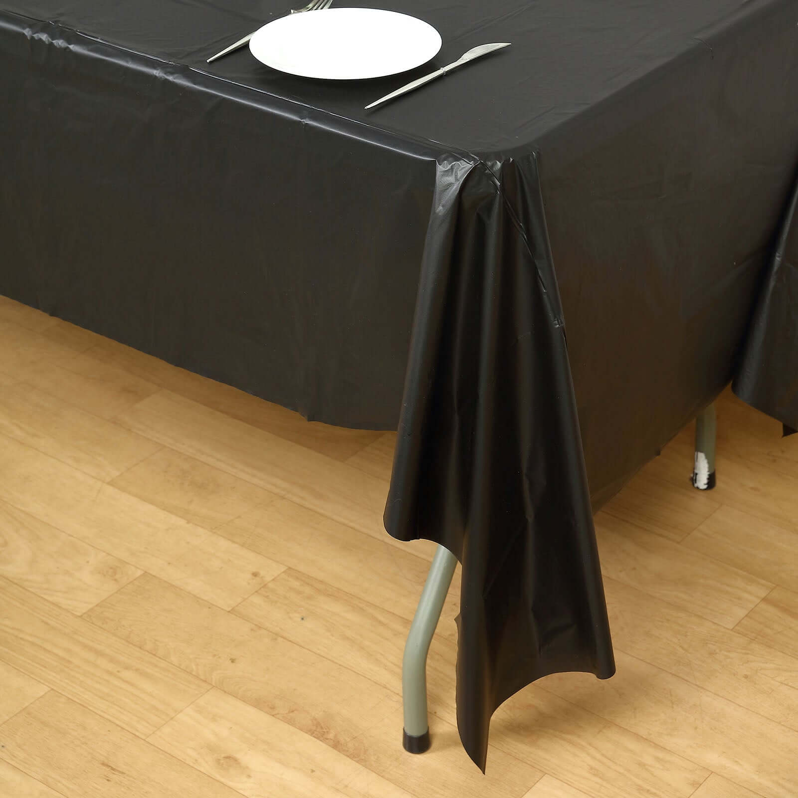 Hot Deal! 5-Pack Black PVC Disposable Rectangle Table Covers 54x108