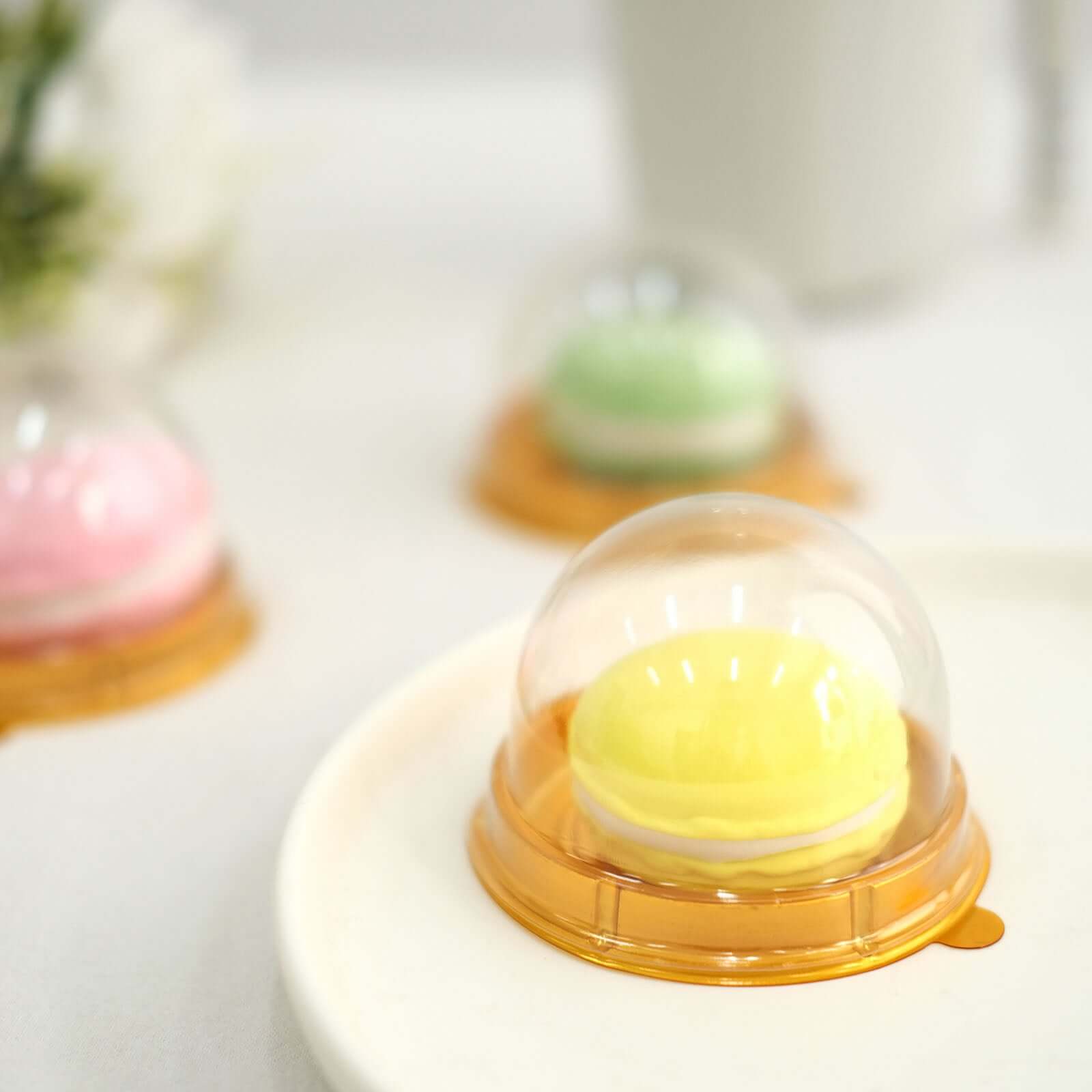 50-Piece Set of Plastic Party Favor Containers - Round Dome Design in Gold and Clear for Cupcakes and Sweets