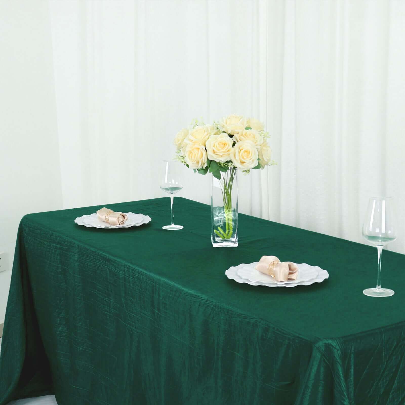 Exclusive Hunter Emerald Green Crinkle Taffeta 90x132 Rectangle Seamless Tablecloth