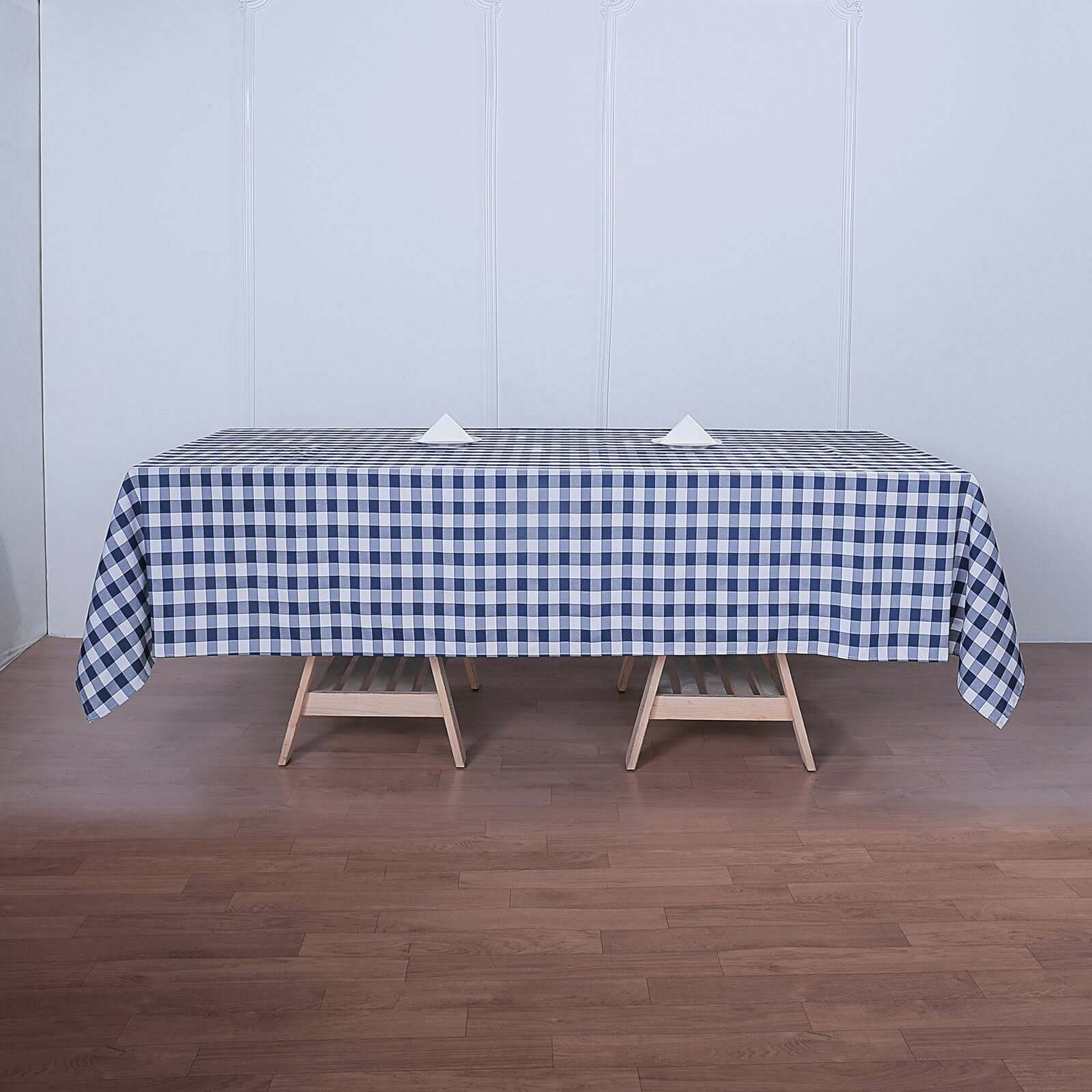 White and Navy Blue Buffalo Plaid Polyester Rectangle Tablecloth, 60x126