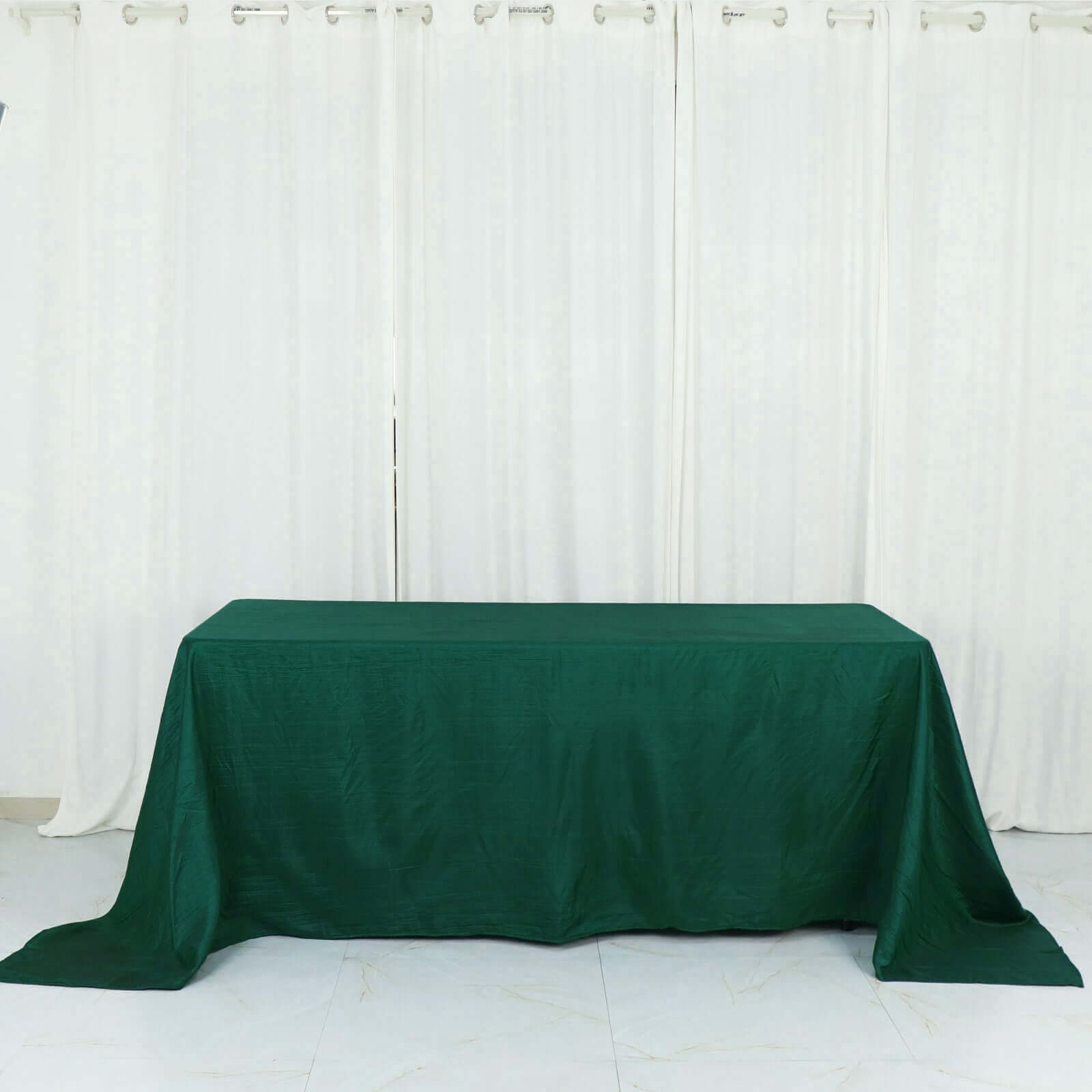 Exclusive Hunter Emerald Green Crinkle Taffeta 90x132 Rectangle Seamless Tablecloth