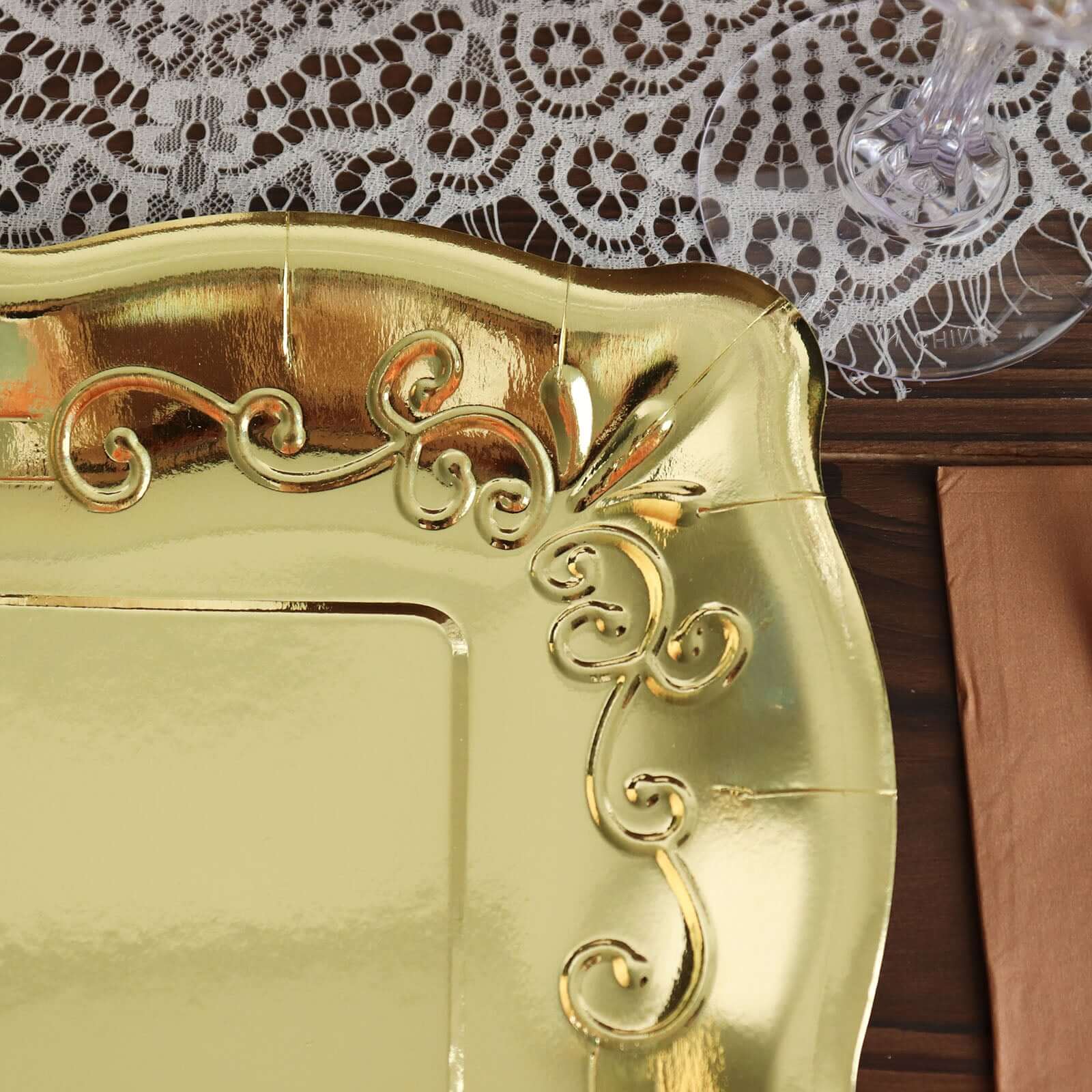 25-Pack Disposable Gold Square Dinner Plates with Vintage Pottery Embossed Design for Glamorous Events