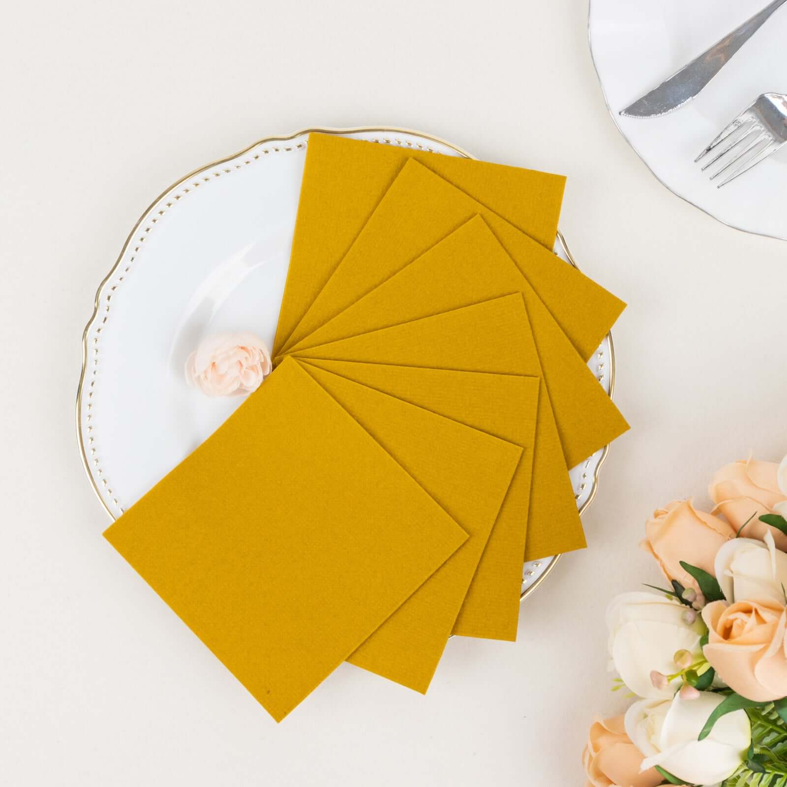 20-Piece Pack of 5x5 Gold Linen-Like Airlaid Beverage Napkins - Super Absorbent & Disposable