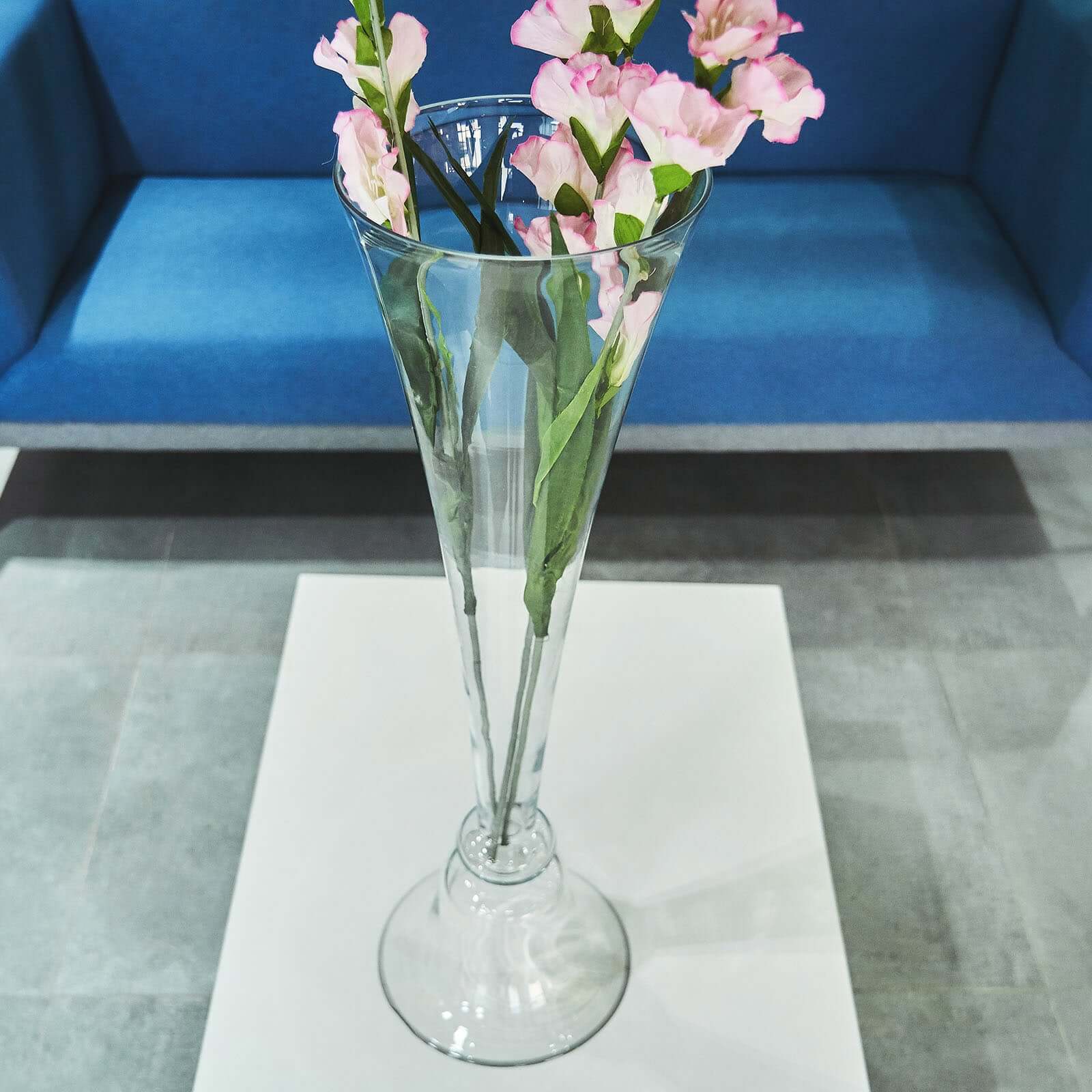 Set of 2 Clear Reversible Glass Trumpet Vases - Ideal Stylish Centerpieces for Events