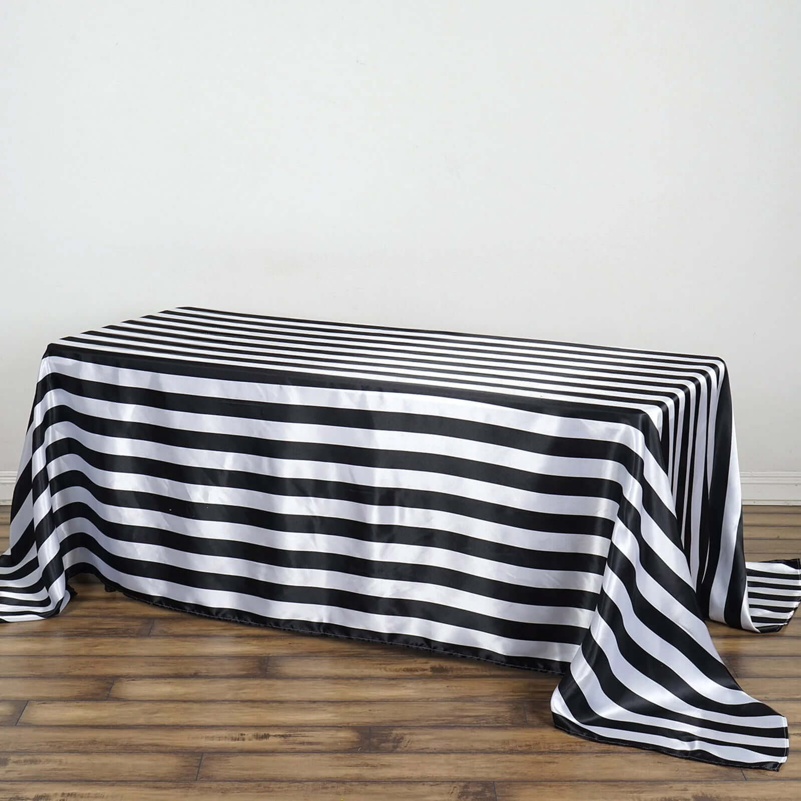 Black/White Stripe Satin Rectangle Tablecloth (90x132) - Ideal for Modern Celebrations