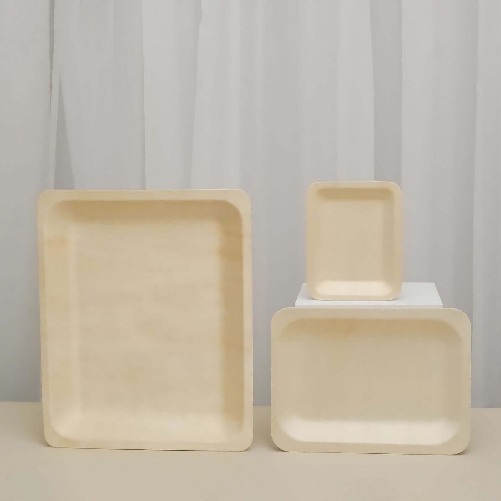12-Pack Natural Birchwood 8x10 Rectangle Disposable Dinner Plates - Ideal for Farmhouse Events