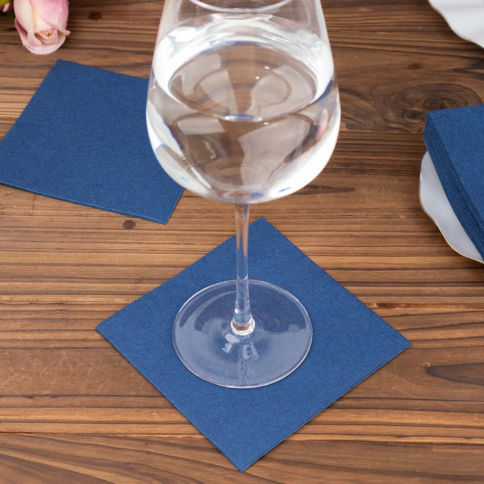 20-Piece Navy Blue 5x5 Linen-Like Airlaid Napkins - Super Absorbent
