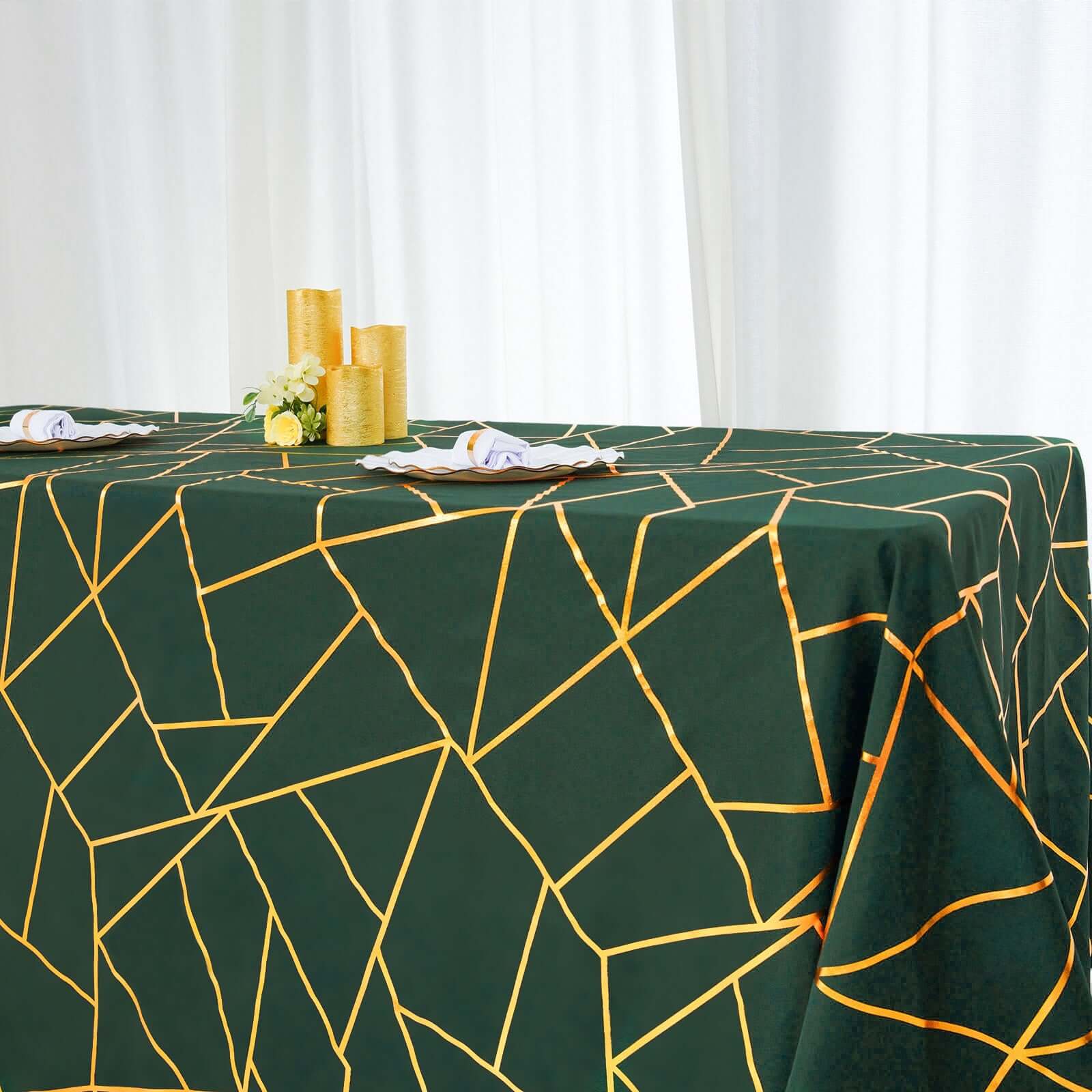 Hot Sale! Wrinkle-Resistant Seamless Polyester Tablecloth in Hunter Emerald Green with Gold Foil Geometric Pattern, 90x132