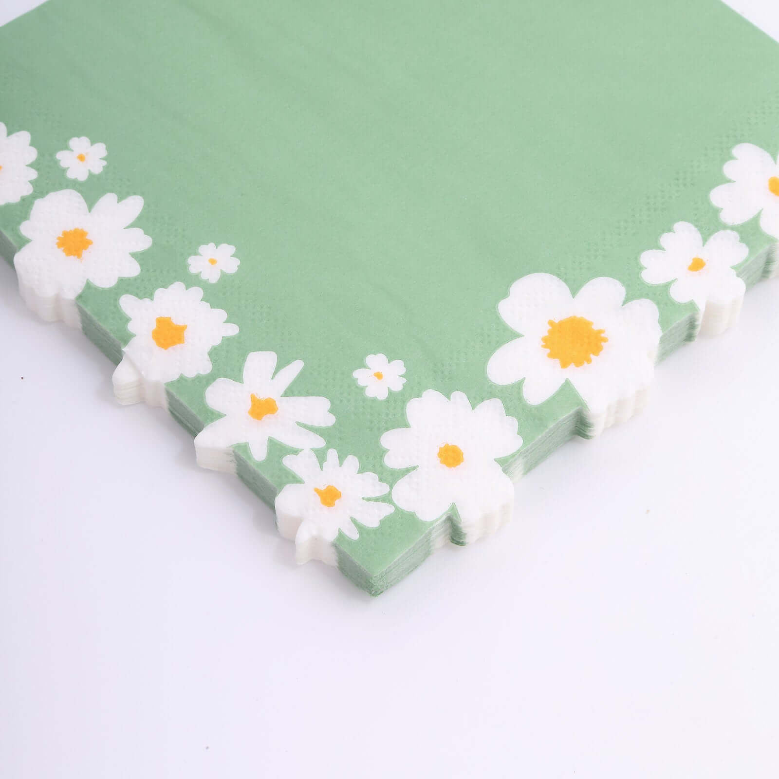 20-Piece Sage Green Daisy Flower 2-Ply Soft 18GSM Paper Beverage Napkins 6.5x6.5