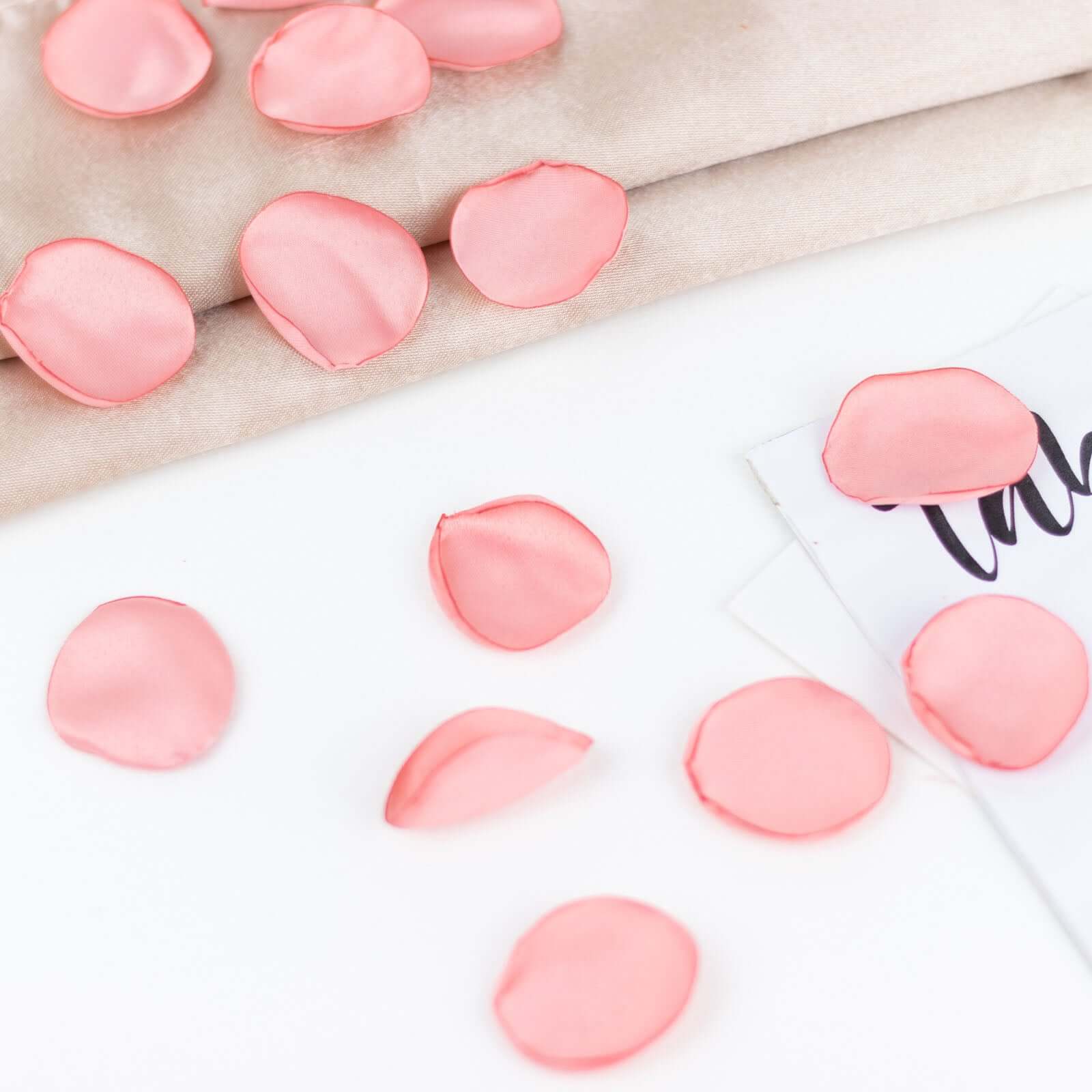 400-Pack Dusty Rose Matte Silk Round Rose Petal Confetti - Ideal for Events