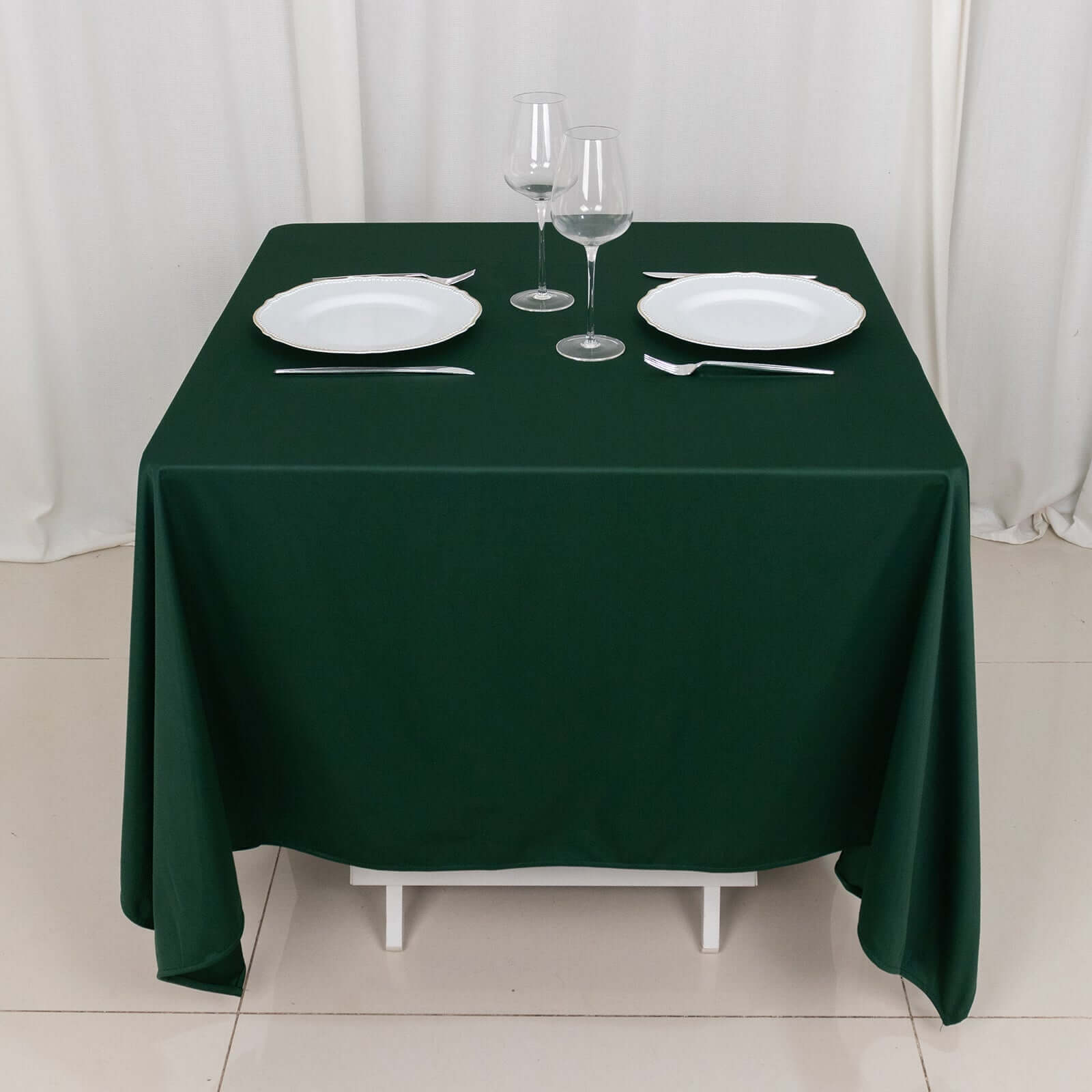 Premium 70x70 Square Scuba Tablecloth in Hunter Emerald Green - Wrinkle-Free & Stain-Resistant Deal