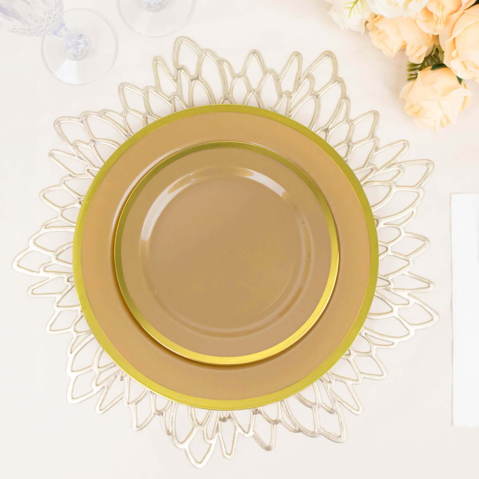 10-Pack Gold Plastic 7.5-Inch Disposable Salad Appetizer Plates for Special Events