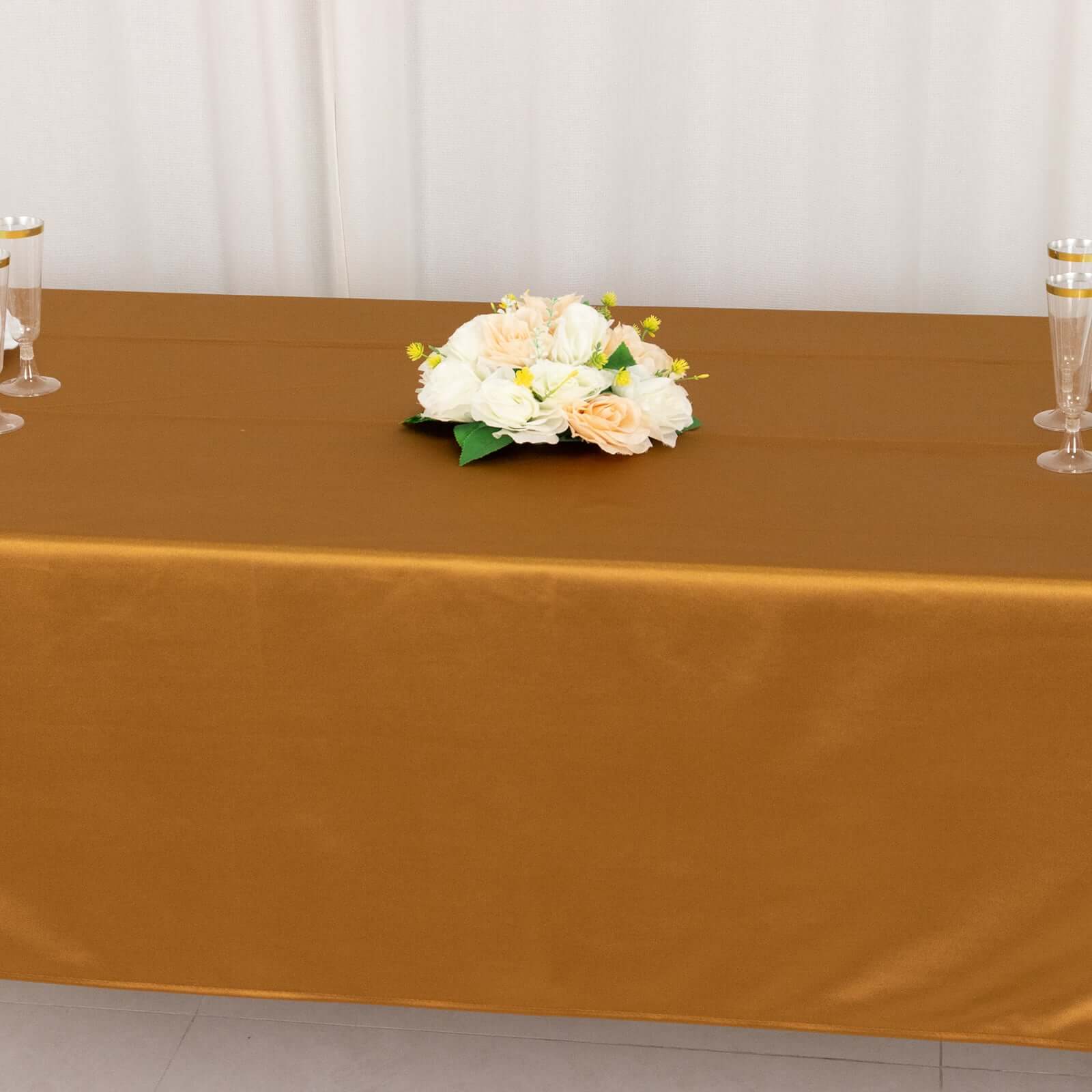 Exclusive Wrinkle-Free Shimmering Gold Scuba Tablecloth for Weddings & Parties