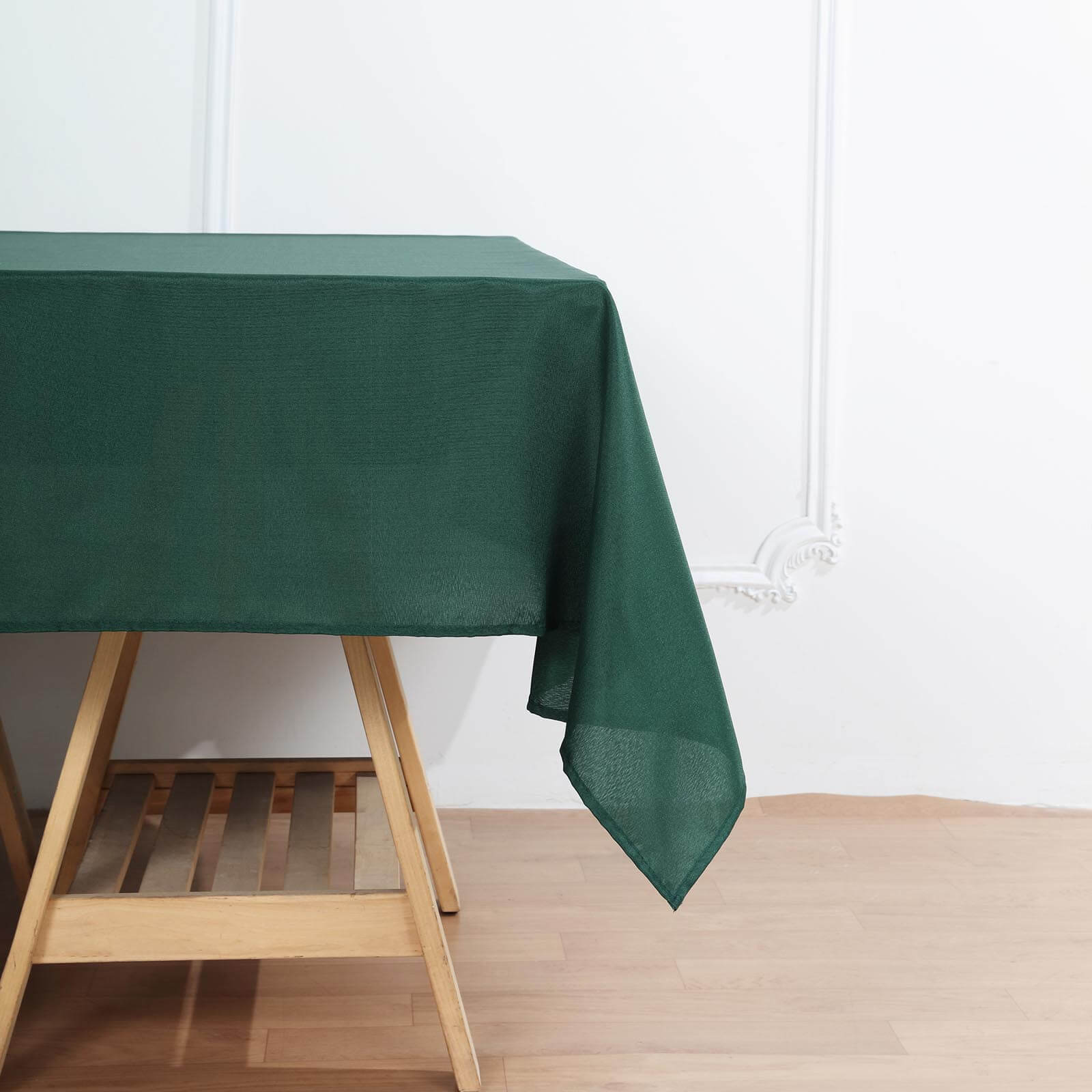 Wrinkle-Resistant & Durable 54x54 Polyester Square Tablecloth in Hunter Emerald Green