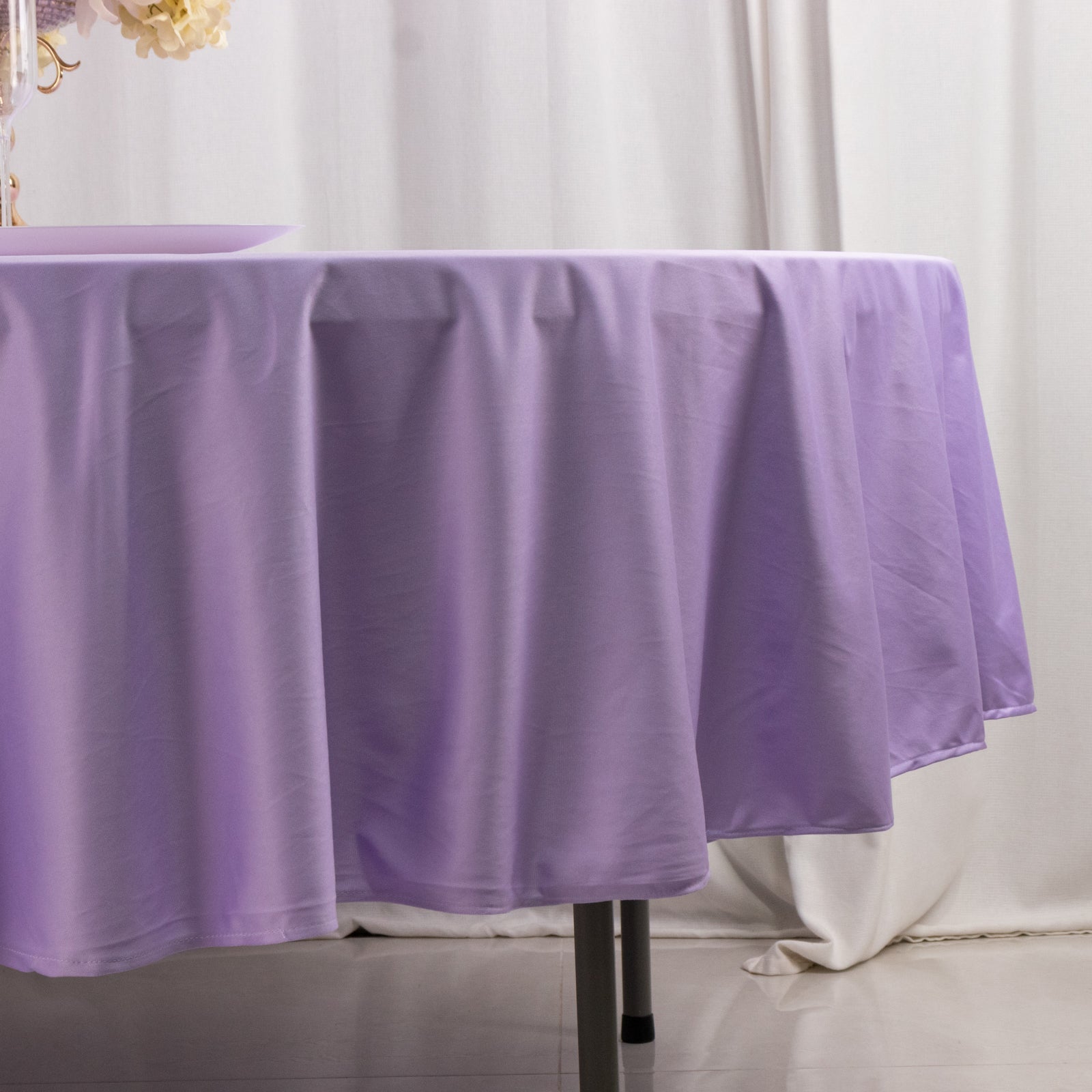 Lavender 90' Round Wrinkle-Free & Stain-Resistant Premium Scuba Tablecloth