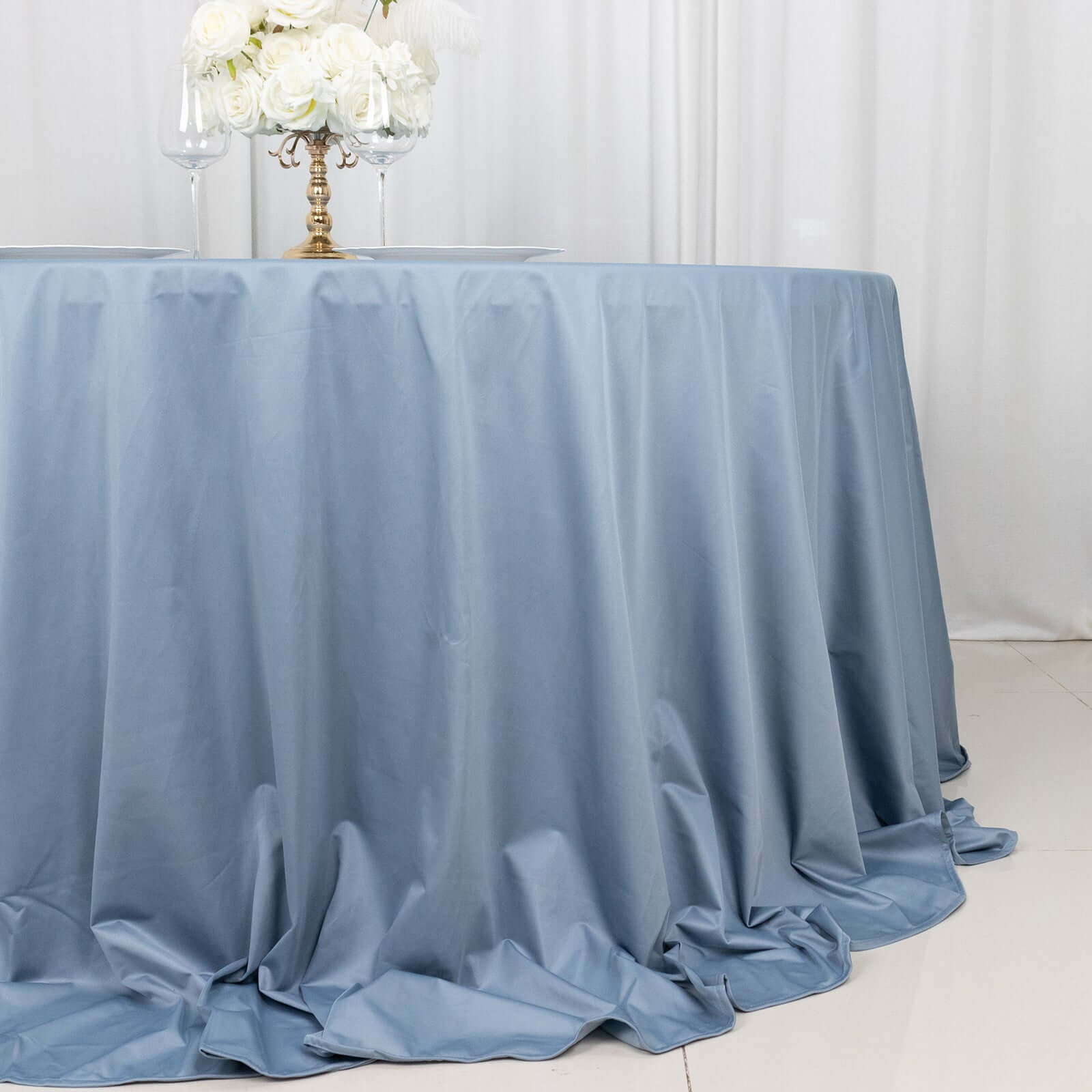 Dusty Blue Wrinkle-Free & Stain-Resistant 132' Premium Scuba Round Tablecloth