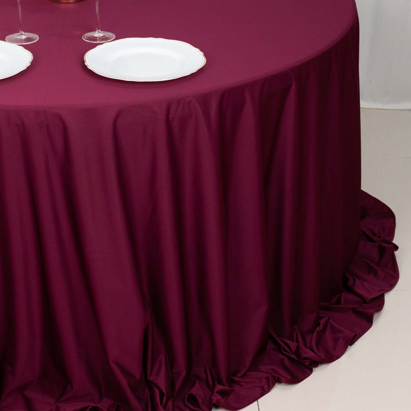 Premium Wrinkle-Free & Stain-Resistant Burgundy 132' Scuba Round Tablecloth for Events