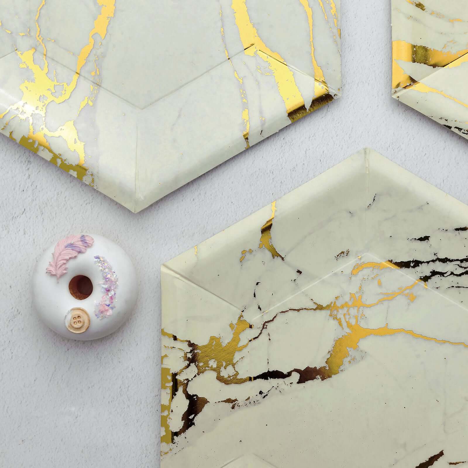 25-Pack Ivory Marble Disposable Dinner Paper Plates, 12-Inch Hexagon with Gold Foil Design - Great Value!