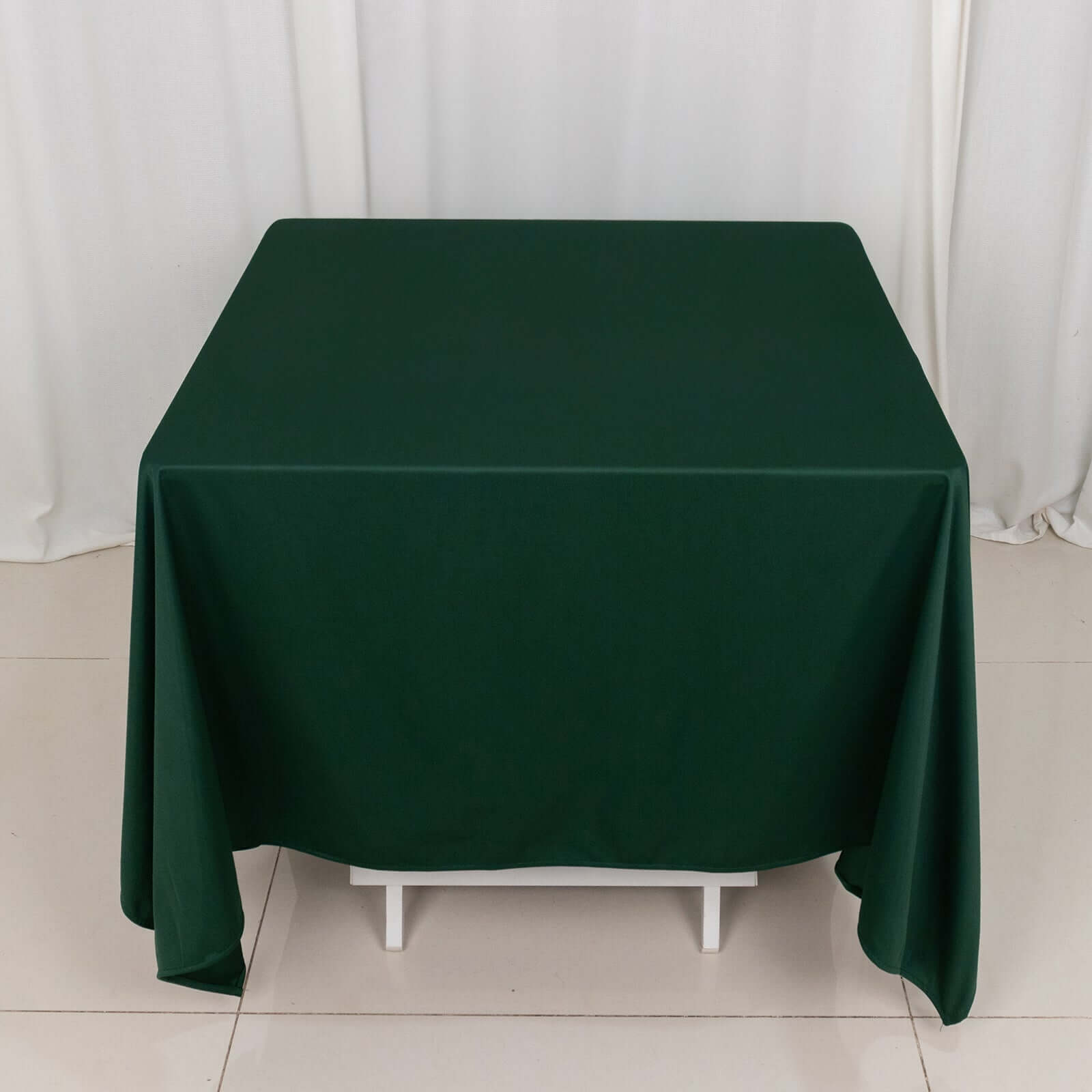 Premium 70x70 Square Scuba Tablecloth in Hunter Emerald Green - Wrinkle-Free & Stain-Resistant Deal