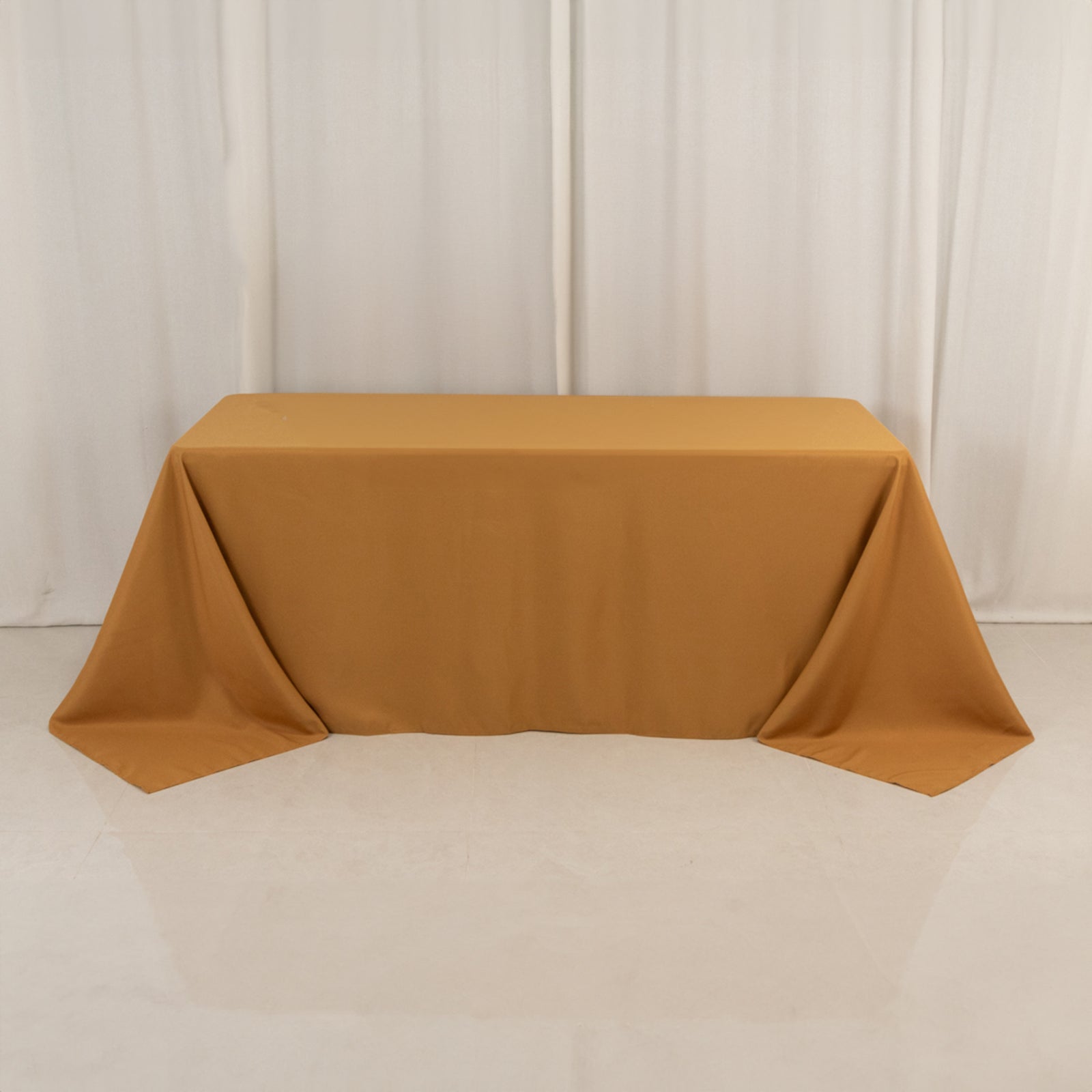 Luxury Gold Seamless 220GSM Stain-Resistant Premium Polyester Tablecloth for Events