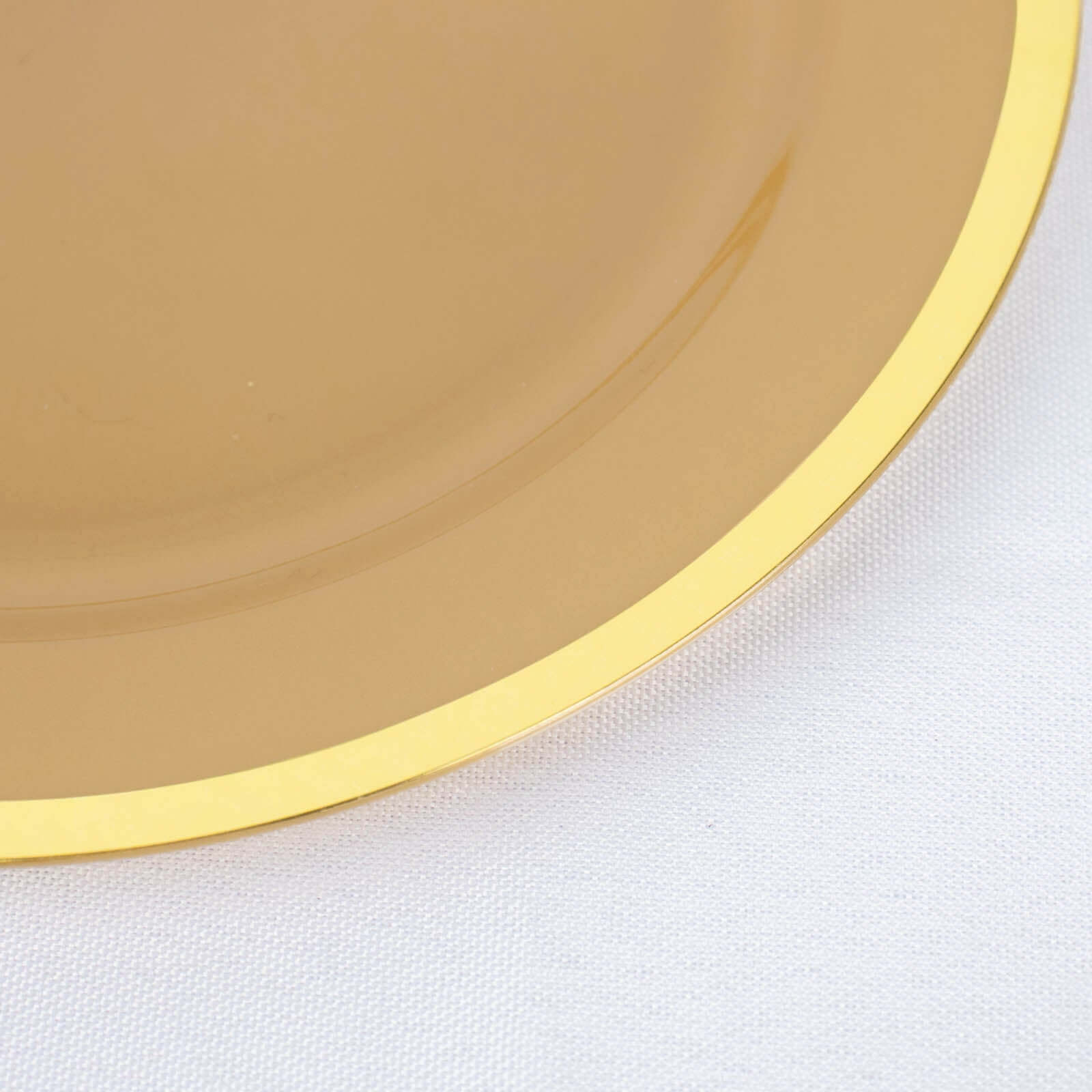 10-Pack Gold Plastic 7.5-Inch Disposable Salad Appetizer Plates for Special Events