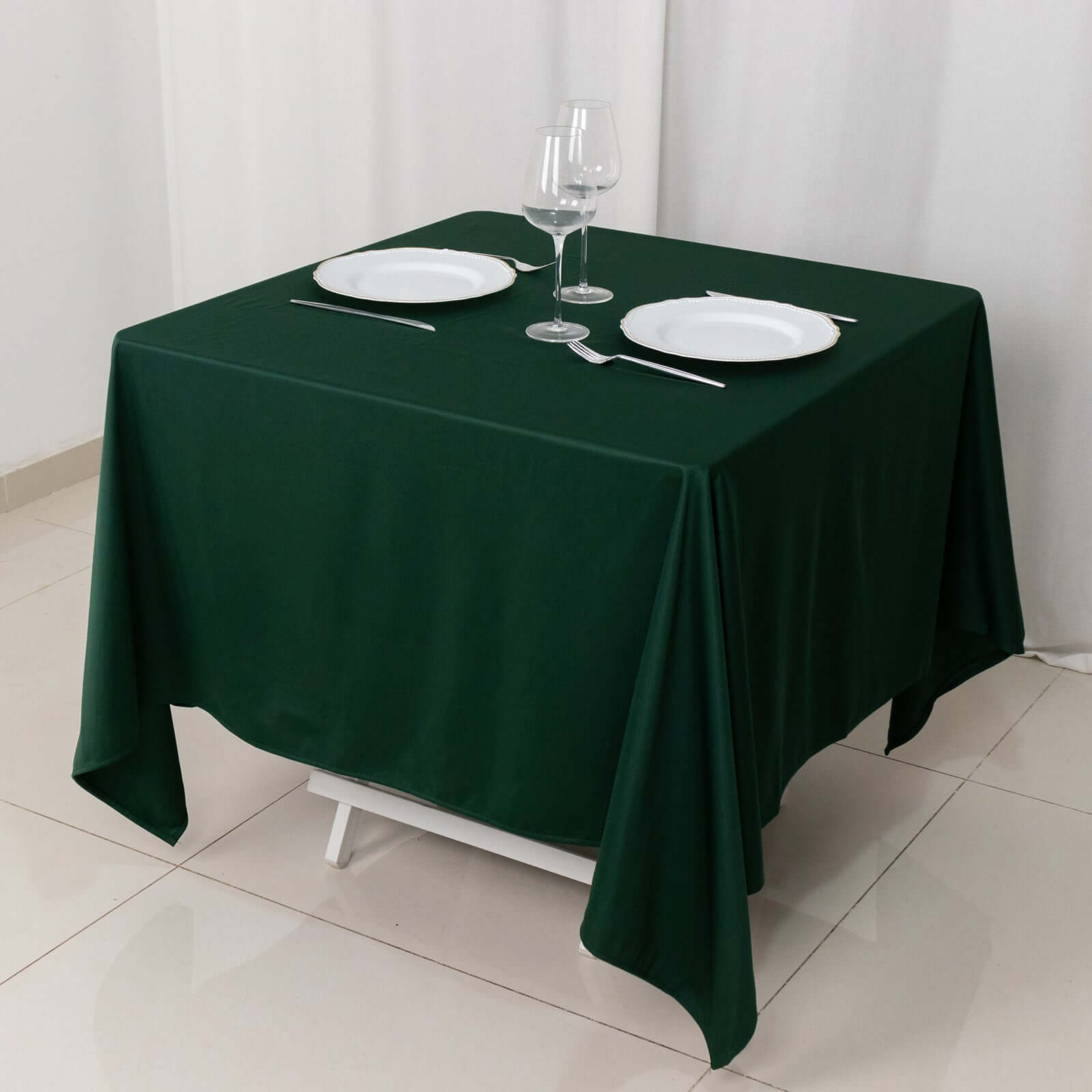 Premium 70x70 Square Scuba Tablecloth in Hunter Emerald Green - Wrinkle-Free & Stain-Resistant Deal