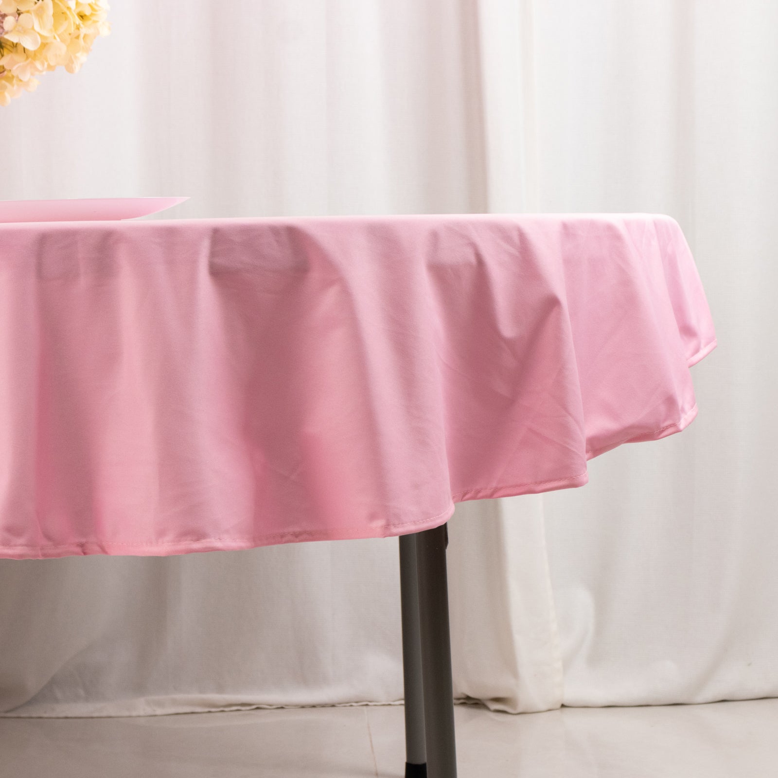 Pink Premium 70-Inch Round Scuba Tablecloth - Stain & Wrinkle Resistant