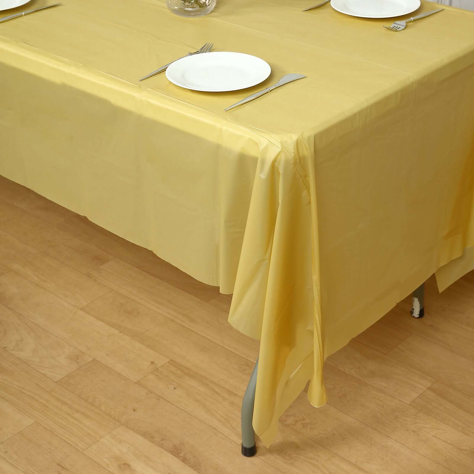 5-Pack Gold Plastic Rectangle Disposable Table Covers - Durable PVC for Gatherings, 54x108